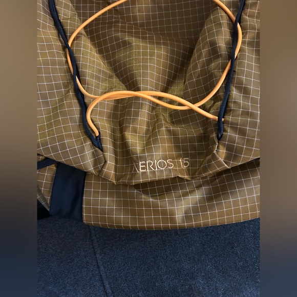 NWOT Arc'teryx Aerios 15 Backpack Women's | Light Durable Day-Hiking Pack - Picture 5 of 7